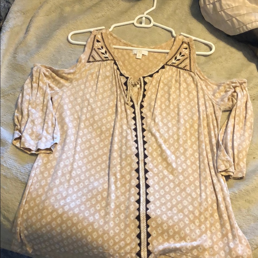 Women’s shirt